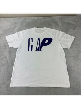 Palace x Gap NWT Men's Sz Medium White T-Shirt 100% Cotton